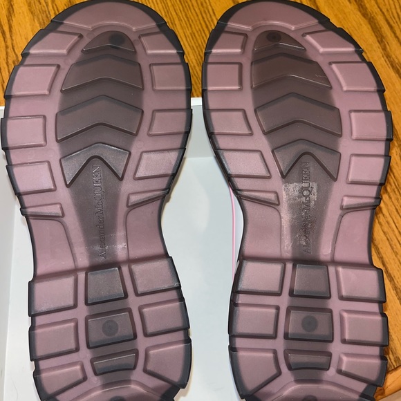 Alexander McQueen Tread‎ Slick Boots - Picture 6 of 9